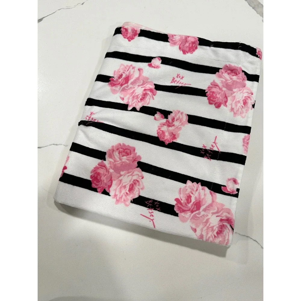 Betsey Johnson Baby Black Stripe‎ Pink Floral Plush Throw Blanket Soft Decor